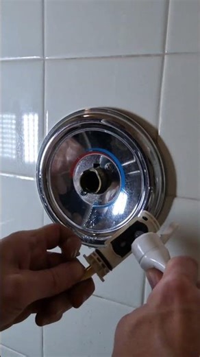 Replacing a MOEN positemp shower cartridge using the ONA puller 🚿💦 #plumber #plumbing #asmr #diy