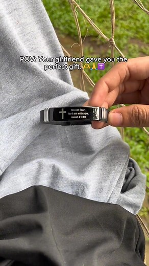 𝑨 𝑹𝒆𝒎𝒊𝒏𝒅𝒆𝒓 𝑻𝒉𝒂𝒕 𝑮𝒐𝒅 𝑰𝒔 𝑨𝒍𝒘𝒂𝒚𝒔 𝑾𝒊𝒕𝒉 𝒀𝒐𝒖 💫 When life feels uncertain, one glance at your Versely Bracelet reminds you. You are never alone. 💬 Simple. Powerful. Meaningful. 🙏 Hold onto faith. Order your bracelet today. Shop link: https://www.verselyph.store/ Shop link: https://www.verselyph.store/ Shop link: https://www.verselyph.store/ | Versely PH