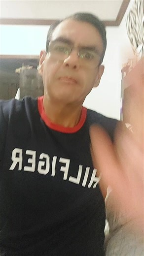 Videos de Yayo Y Pau Gape (@yayoypaugape) con “sonido original - Neto Amaya (Papá Luchon)”