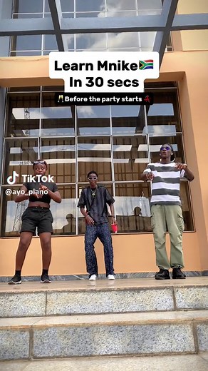 Mnike dance challenge tutorial. It’s party time 🥳💃🏾 #dancewithayo #dance #creative #dancechallenge #tips #reelsinstagram #tutorial #dancetutorial #amapiano #explore #explorepage #mnikechallenge #amapianodance #fyp #viral #foryou #SAMA28 #southafrica #nigeria #trending #tiktokdance #southafricatiktok #mnike