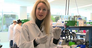 Was the media duped by Elizabeth Holmes?