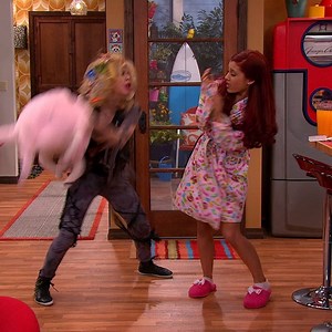 498K views · 462 reactions | Remember when Sam’s evil twin attacked Cat? | Remember When | Facebook