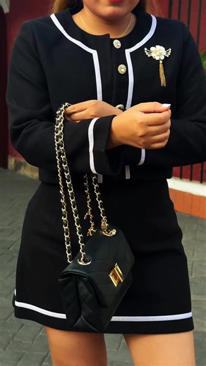 Videos de MIMOR COLLECTION (@mimor.collection) con “Salsa Party 1 - Intermede Music”