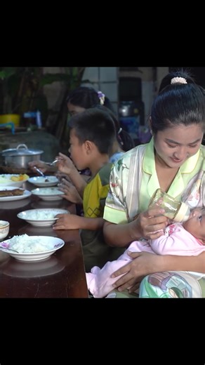 Baby chef Siv Hour is 2 months old Family food cooking #food #cooking #asmr #delicious