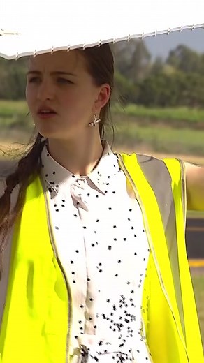 She's aiming to become the youngest female pilot to fly solo around the country in a light plane! ✈️ #Plane #Pilot #Record #9News