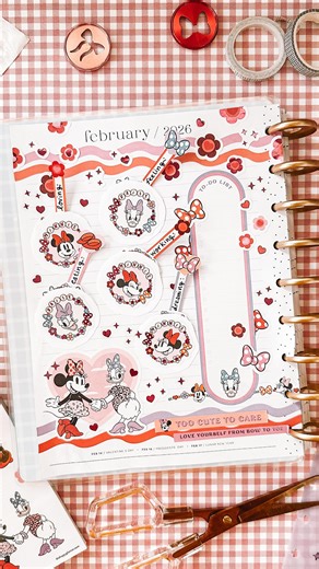 Valentine’s Day planning with Disney Minnie Mouse & Daisy Duck stealing the spotlight 🎀🌼 Pull the tabs, flip through the sweetness, and let these two besties add a little extra love to every plan 💌 From hearts to bows, this spread is full of surprises because planning should be just as playful as the holiday itself 💕 #disney #valentinesday | The Happy Planner
