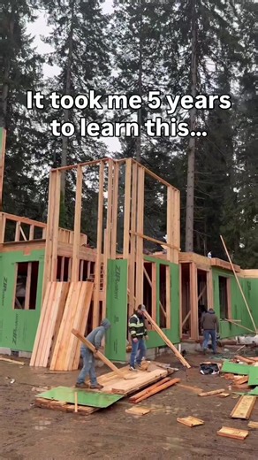 Build your personal house💪🏼🏡💰 #buildup I’ve built over 250 units in the last 6 years and I’ve started teaching people how to do the same. Click the link in my bio to book a call with my team🏘️📞 DM me ‘1-1’ to work with us to build your first home! #explore #buildup #realestate #newconstruction