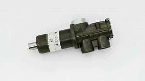 OEM 1653156 Clutch Control Shuttle Valve for Volvo Fh/fm/fmx/nh F/fl/fm Truck Spare Parts