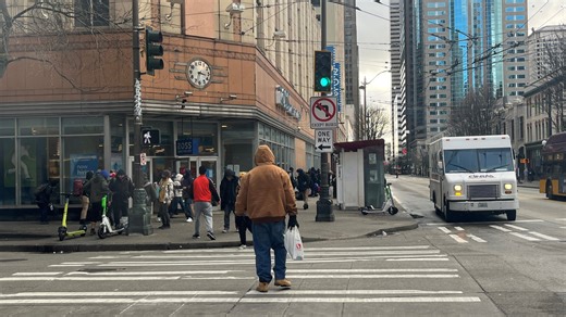 Seattle voters say homelessness top public safety issue, city on wrong track