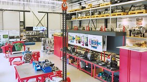 🔧 From Magic to Mastery with Sjaak Bos at the Allison Training Center! 🌍 Meet Sjaak Bos, Product Training Manager for Allison Transmission Europe, Middle East & Africa as he takes you inside our state-of-the-art training center. From the basics of changing oil and filters to the complexities of overhauling transmissions, Sjaak’s goal is simple: break down the complexities of our “magic box” into understandable steps for all participants. Curious about how we’ve revolutionized transmission tech