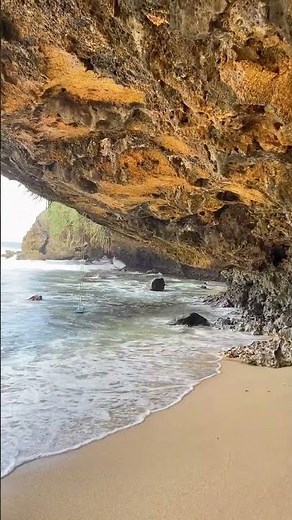 Paradise in Indonesia 🇮🇩 | Exploring the Stunning Beaches of Gunung Kidul, Yogyakarta