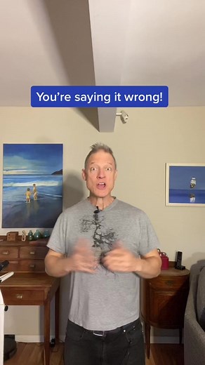 English Pronunciation Tips with Mike the Chameleon