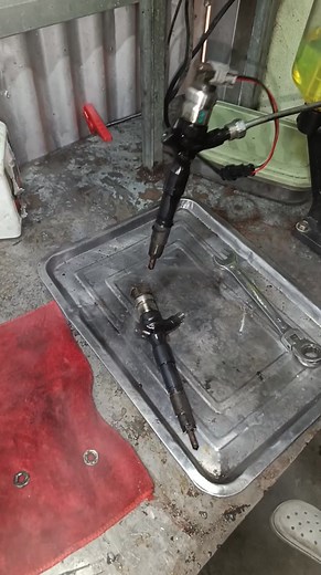 Toyota hiace injector cleaning #toyota #toyotahiace | ERJ Garage