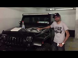Wet Application on Jeep Wrangler for Army Star Decal