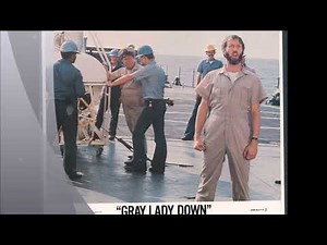 David Carradine in Gray Lady Down 1978 NED BEATTY SUBMARINE WATCH CLASSIC HOLLYWOOD MOVIE MOVIESTARS