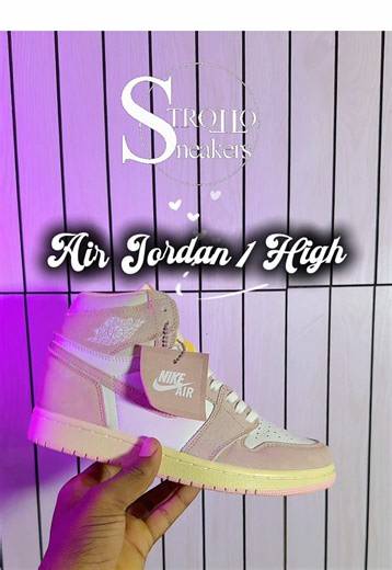 Je demande des explications aux fils qui n’aiment pas le rose🙂. Vous êtes juste méchantes🥰🙌🏽. #airjordan1 #chaussure #fille #girl #rose