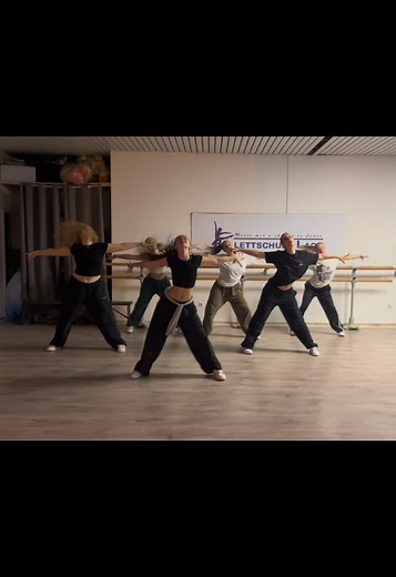 Midweek Dance Commercial Featuring Talented Performers