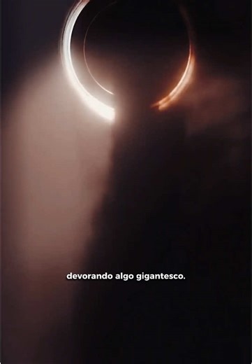 Buraco Negro Devora Estrela em Explosão Épica