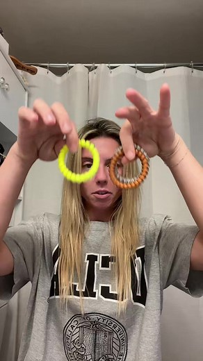 TELETIES are a travel necessity 💁‍♀️ #teleties #teletribe #bamarush #rushtok #hairhacks #travel hair hacks travel bag packing #whatsinmybag best hair ties