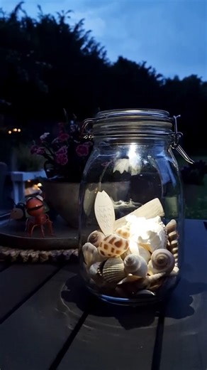 Homemade solar lights 🩷 #diy #crafttutorial #decor #garden #outdoordecor #outdoorliving #craft