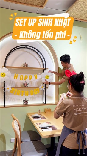 🎉 Sinh nhật sắp tới? Đừng lo! Madame Ly set up miễn phí không gian trang trí riêng 🎂 Và tặng ngay “Đĩa hoa quả nhập khẩu cao cấp” cho bàn tiệc 🎁 👉 Chỉ cần đặt bàn trước – phần còn lại để Madame Ly lo ✨ -------------------------------- Nhà hàng Bánh Tráng Madame Ly Hương vị quê nhà, đậm đà Madame Ly 📍 88 Bắc Sơn, TP. Thái Nguyên (gần Vũ trường H83) 📞 0867 544 866 #MadameLy #MonNgonTruyenThong #HuongViQueNha | Bánh tráng Thịt heo Madame Ly