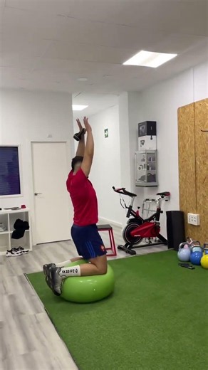 Rehabilitación de hombro: no es solo mover el brazo