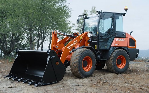 久保田 Kubota R090 小型装载机