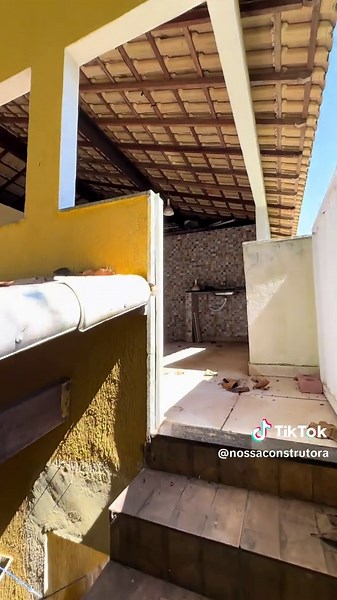 Oportunidade para locação. Apenas R$ 1.000,00. Casa com 3 quartos no Condomínio Bouganville 2 em Unamar Cabo Frio
