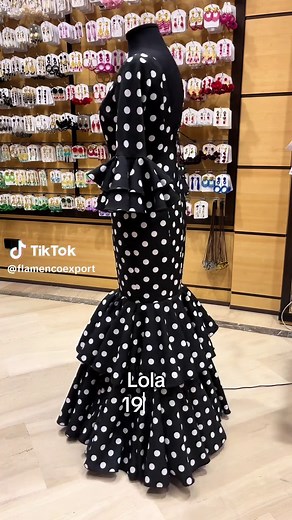 Vestidos de Flamenca: Elegancia y Tradición Española