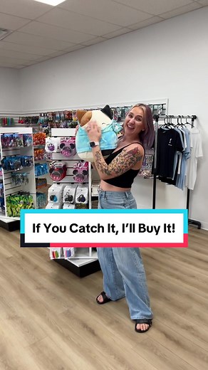 @Sierra Zagarri visited me at @Fidget Toys Plus 🥳 #mrsbench #mrsbenchfidgets #fidgettoysplus #emojichallenge #worldsbiggestfidgettoystore #sierrazagarri #ifyoucatchitillbuyit #mrsbenchfidgettoysplus