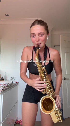 Saxophone Tips for Beginners: Enjoy Playing Today!