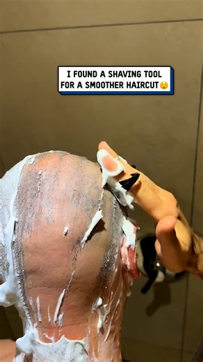 This tool revolutionizes head shaving 👨‍🦲🤯 #shave #tools #gadgets #hair | UNILAD Tech