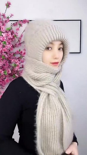 Stay Warm. Stay Stylish. ❄️ Cold winds? No problem! Our Integrated Ear Protection Windproof Cap Scarf keeps your head, ears & neck perfectly warm — all in one comfy design. Made with ultra-soft fleece lining & windproof fabric for cozy protection this winter. 🧣 One-size fits all | Unisex | Super comfy 🔥 Grab yours now (Limited Time Offer!) | Clicks2shop