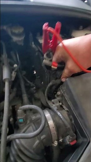 2012 ford focus battery replacement. space to remove the battery.
