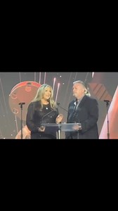 Using every opportunity he presents 📺 #silvercrownaward #ICVM #insidevoice #besttvtalkshow | Brenda Crouch