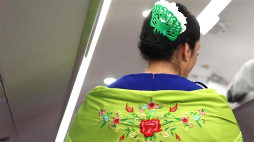 Binter inaugura vuelos directos a Sevilla desde Canarias al ritmo de Los Gofiones