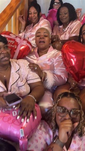 apriljohnsonjohns (@apriljohnsonjohns)’s videos with original sound - apriljohnsonjohns