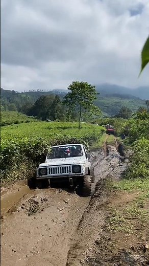 Offroad JalurLumpur#automobile #adventureexploring #travel #trending #shorts #fyp #shiv