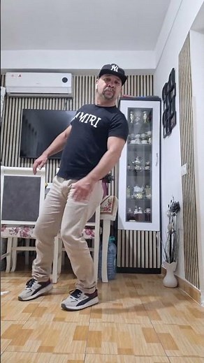 best robot dance ever #funny funny #robotmoves