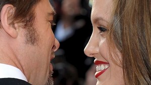 La escena en que Angelina Jolie no usó ropa interior y conquistó a Brad Pitt