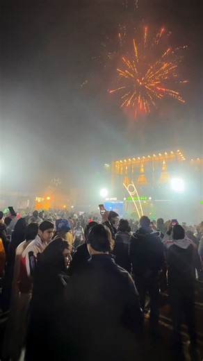 Biggest Fireworks of Sialkot at Green Apple Farm House 🏡 #greenapple #sialkot #newyearcelebration #fireworks #sialkoti | G.A Family Restaurant