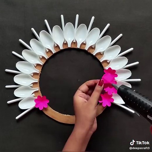 Reusing waste plastic spoons _ Beautiful paper craft idea #diy #fun #recycling #trend #art #trending #crafts #viral #share #foryou