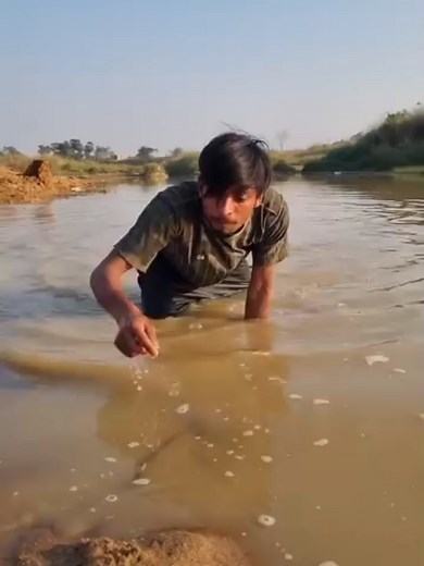 Unbelievable technique big stuck stingray fishing #fish #video #fishing #fishinglife #river #fishingtricks #amazing #viralacount #bestvideo #growth #topvideoforyou #fypシ゚viral #fisherman #foryou #video