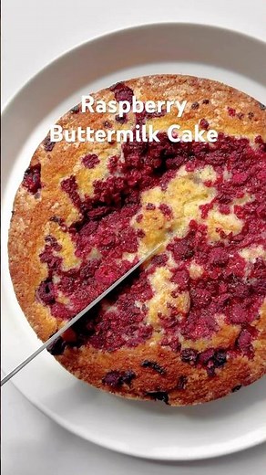 Raspberry Buttermilk Cake #cake #bakingrecipes #easybaking