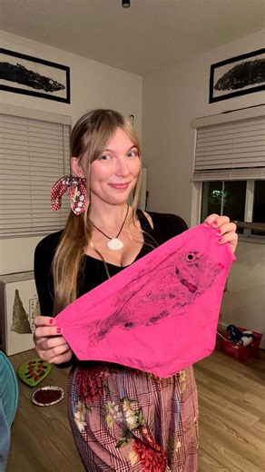 Natalie 💖🤿💧 on Instagram: "Try this craft if you like fish! 🐟🎣 #diycrafts #fish #girlswhofish #creative"