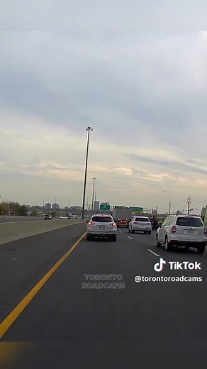 #dashcam #toronto #dashcamvideos #torontodriving #400 #truck #trucktok