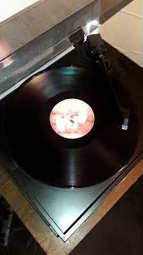 Led Zeppelin - Kashmir (Live from Knebworth, 1979)