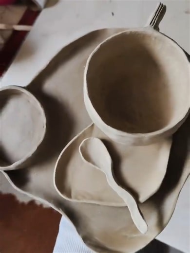 Understanding Drying Stages in Pottery