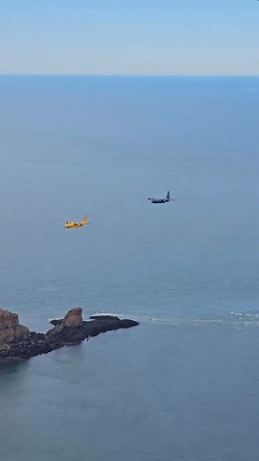Back in August, 14 Wing Greenwood, Nova Scotia, welcomed the CC-295 Kingfisher — Canada’s new fixed-wing search and rescue aircraft. ✈️ This marked the beginning of several months of training and preparation for 413 Transport and Rescue Squadron to ensure crews and maintainers are mission-ready when the Kingfisher joins the SAR fleet in early 2026. Photographer Joe Letourneau joined 413 Sqn for local training flights, guided by the Squadron’s CC-130 Herc and CH-149 Cormorant. The Kingfisher was 