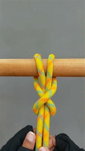 ​Genius Knot Hack for Smart People! 🧠🪢#knot #rope #survival #tutorial #bowlineknot #shorts